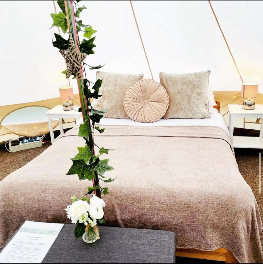 Oxford Riverside Glamping المظهر الخارجي الصورة