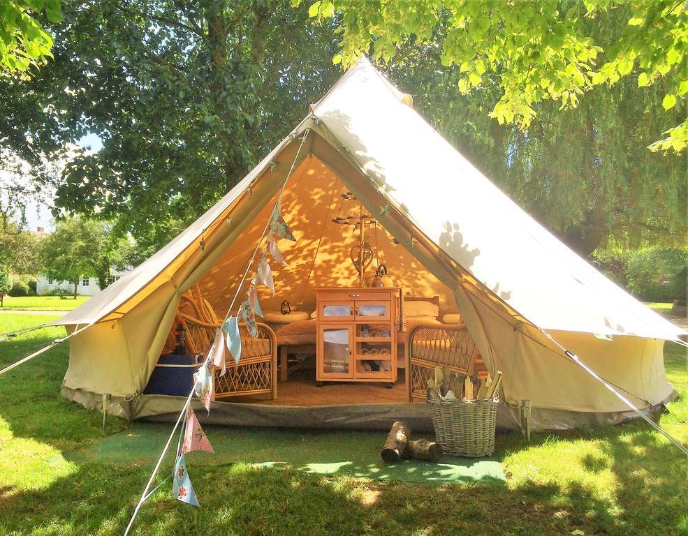 Oxford Riverside Glamping المظهر الخارجي الصورة