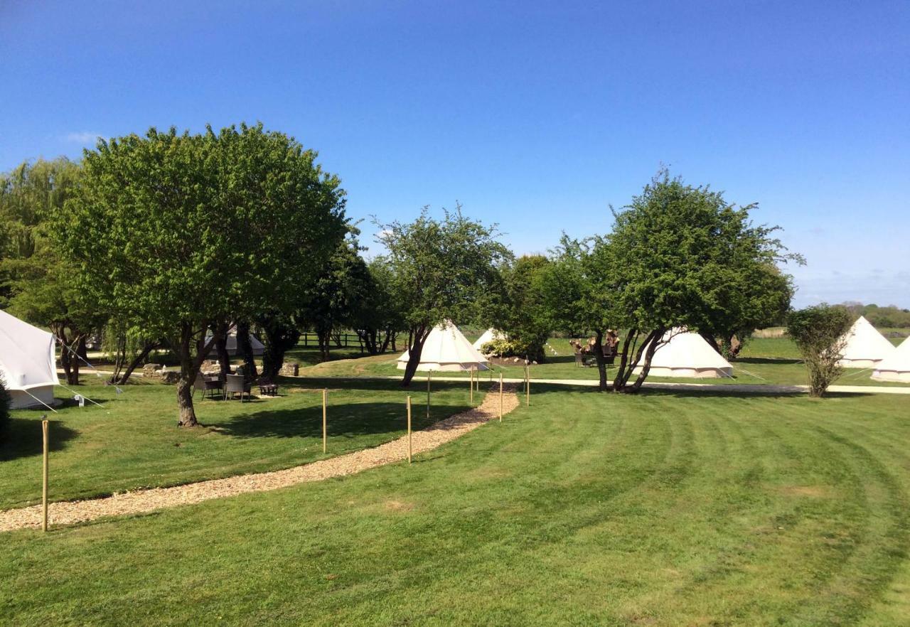 Oxford Riverside Glamping المظهر الخارجي الصورة