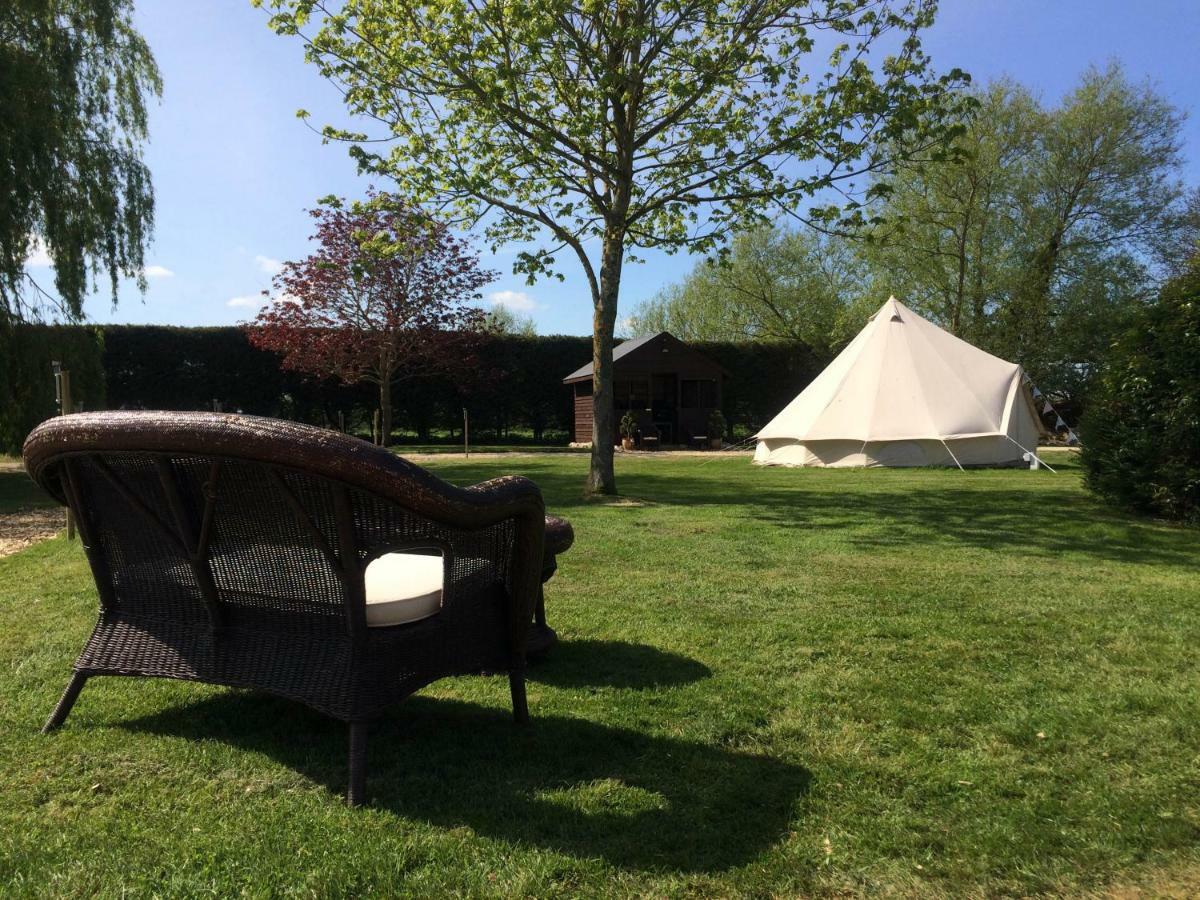 Oxford Riverside Glamping المظهر الخارجي الصورة