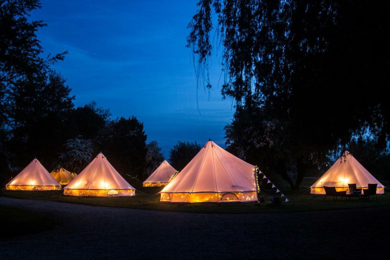 Oxford Riverside Glamping المظهر الخارجي الصورة