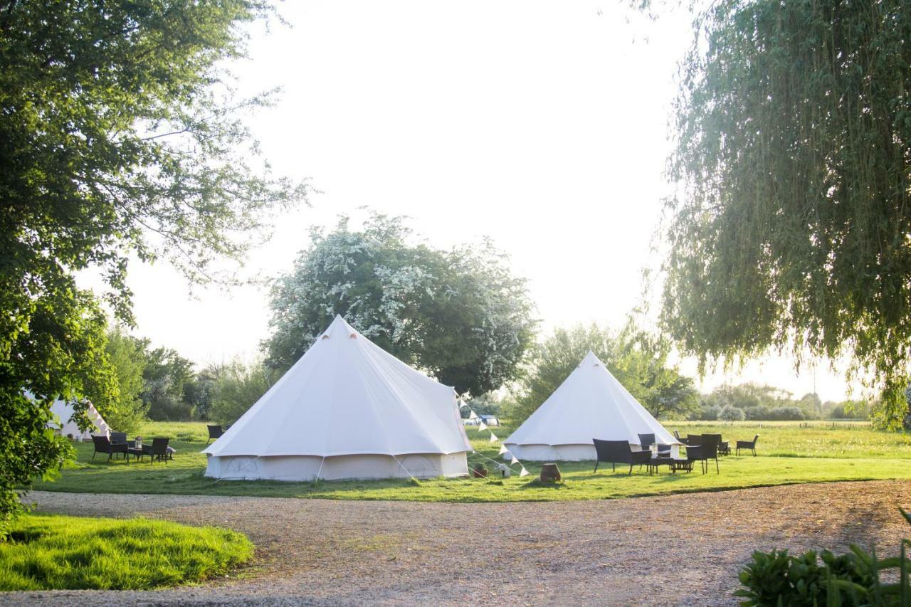 Oxford Riverside Glamping المظهر الخارجي الصورة